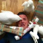 Loekie huilend om een kerstverhaal